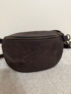 Classic Dark Brown Leather Crossbody Belt Bag